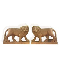 Roaring Lion Couple Statue